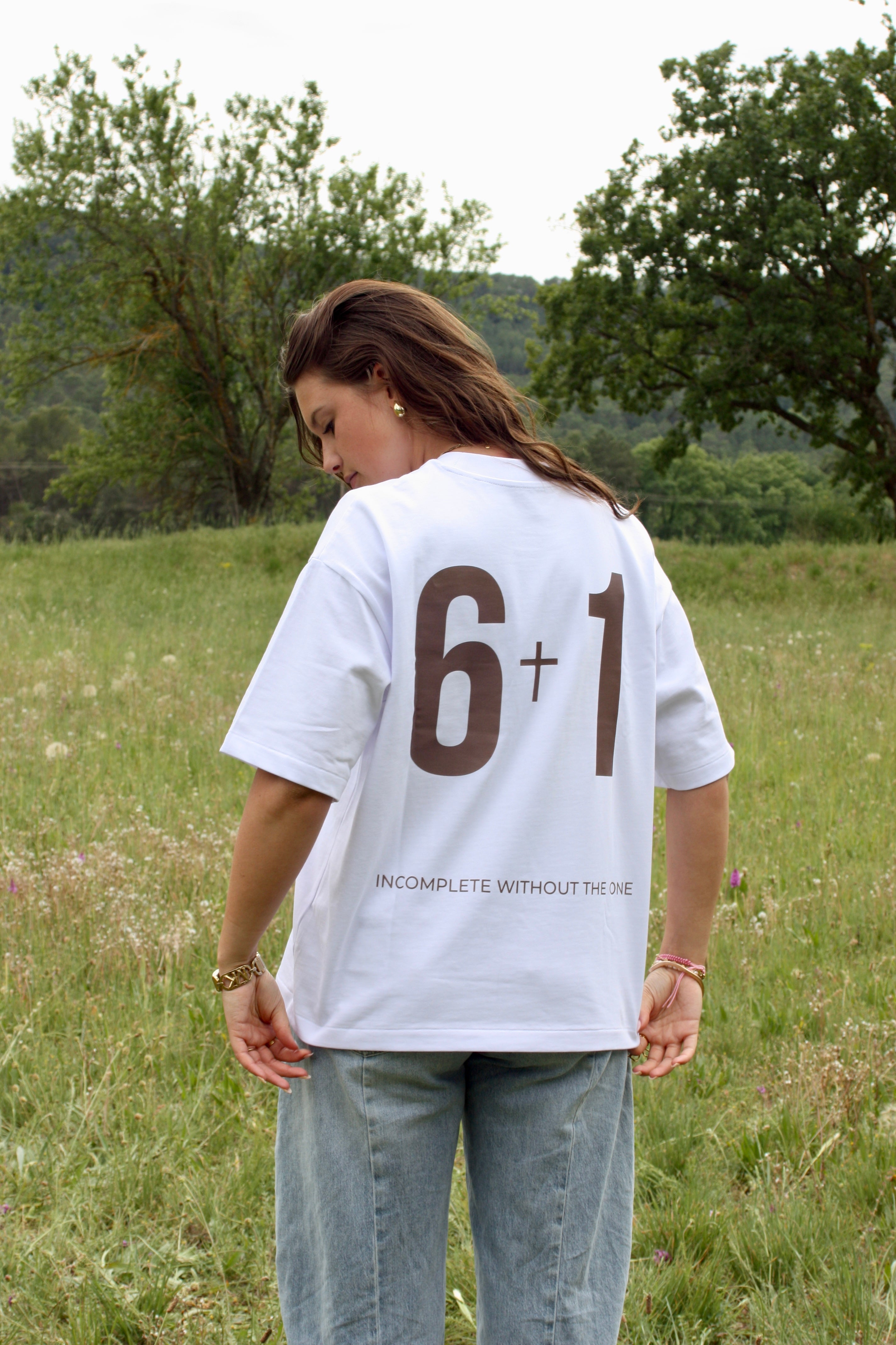 6+1 T-shirt